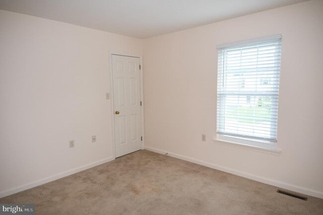 Building Photo - 3669 Mountain Shadow Dr