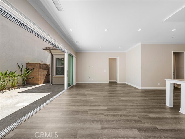Building Photo - 88 Quill
