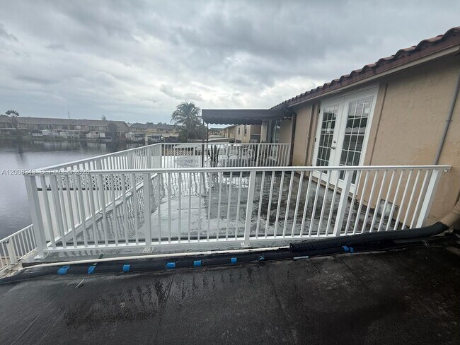 Building Photo - 2669 W 52nd St