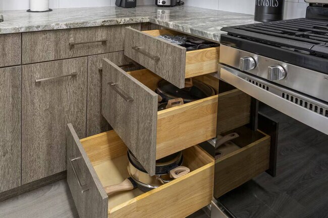 Building Photo - 28294 Ferry Rd