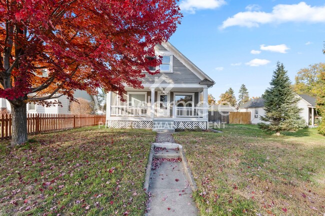 Building Photo - **Half off Full 1st Month's Rent** Beautiful 4-Bedroom Home In The Garland District