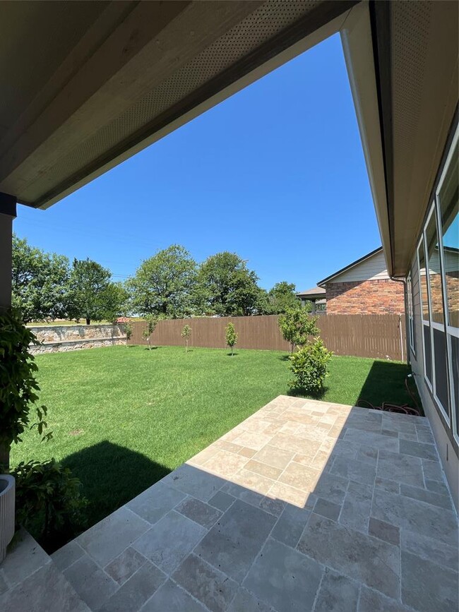 Building Photo - 1403 Grande Mesa Dr