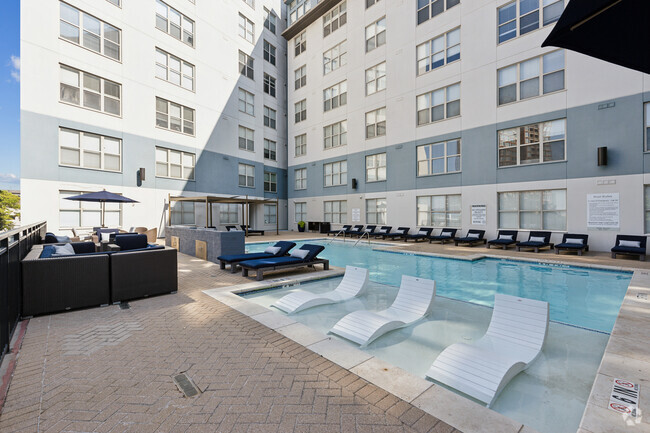 Building Photo - Broadstone Sora