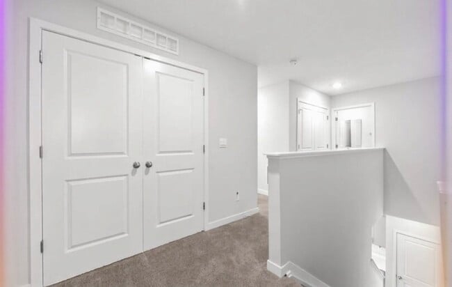 Building Photo - 6296 Marinelli Dr S