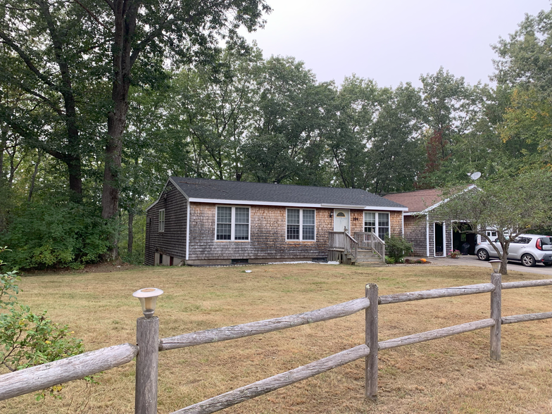 Building Photo - 194 Westview Dr