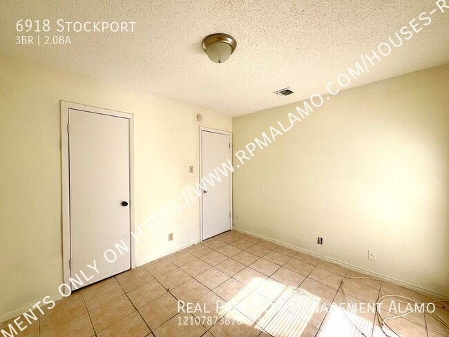 Building Photo - 6918 Stockport-