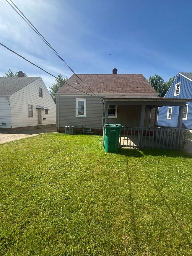 Building Photo - MAPLE HEGHTS 3 BEDROOM SINGLE (ROCKSIDE/DUNHAM)