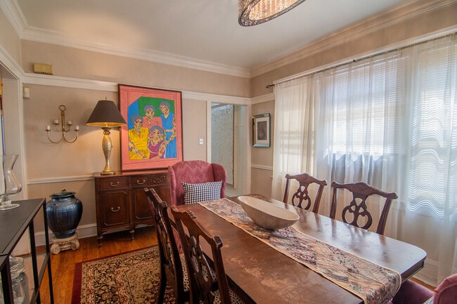 Building Photo - 7741 S Chappel Ave