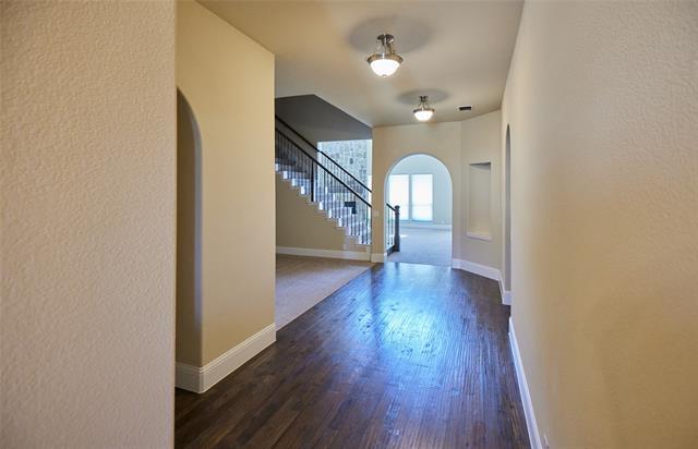 Building Photo - 1460 Waterton Dr