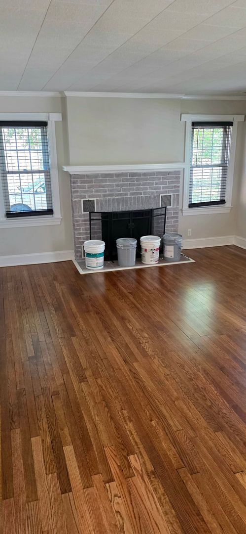 Building Photo - Cozy & Convenient 2 Bed, 1 Bath Home