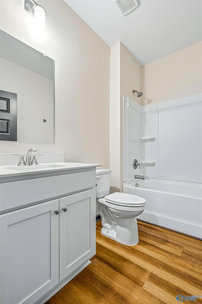 Building Photo - 292 Tercel Dr