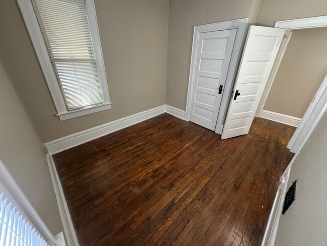 Building Photo - 3 Bedroom- OSU Campus