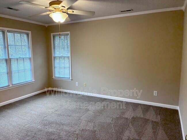 Building Photo - 4932 Harbour Towne Dr