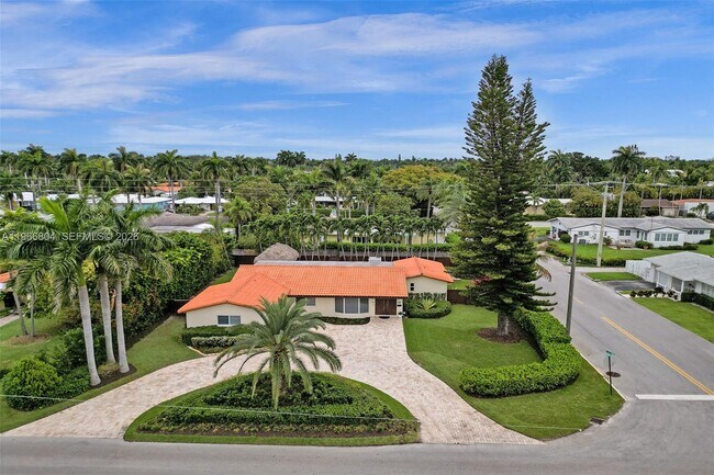 Building Photo - 1201 Washington St