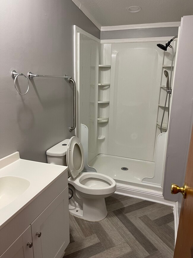 Building Photo - 332 Helen St