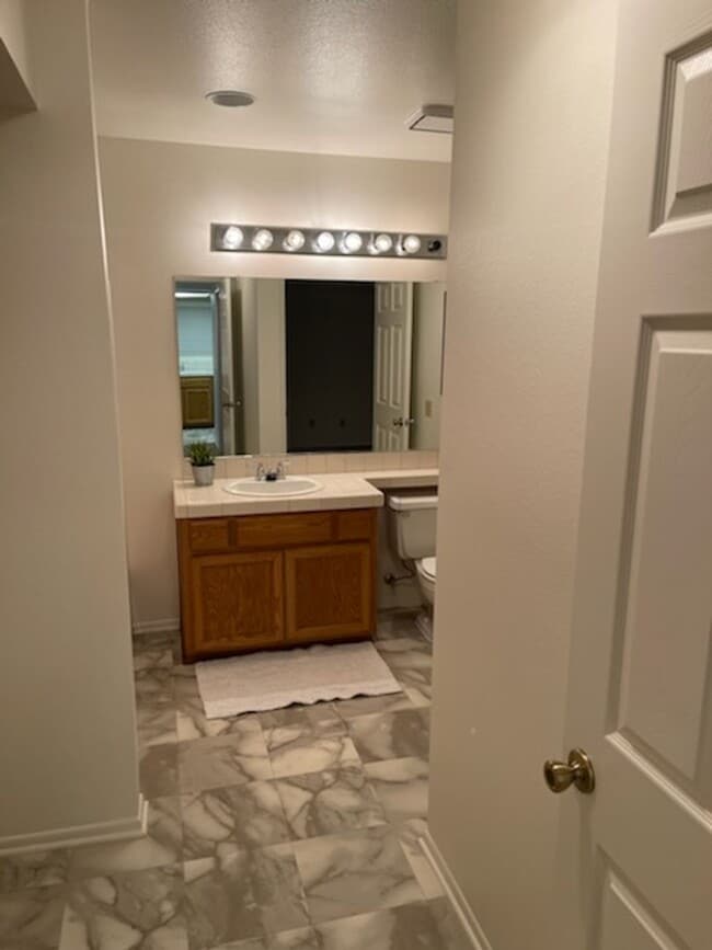 Building Photo - Jess Ranch 55+ Gated Community Apple Valley