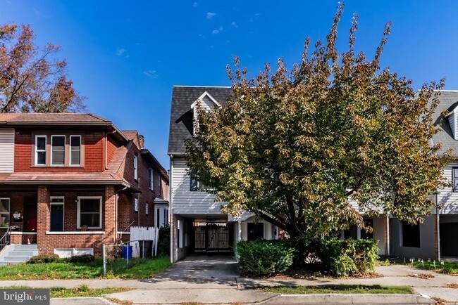 Building Photo - 2309 N 2nd St