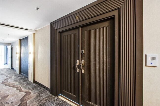 Building Photo - 3111 Bel Air Dr