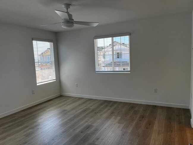 Building Photo - Beautiful New 3 Bedroom, 2.5 Bath, 1856 Sq...