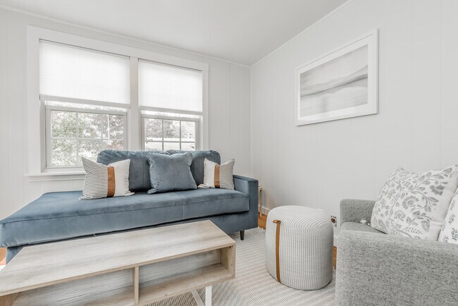 Building Photo - 21 Elsmere Rd