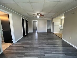 Building Photo - 77 Massasoit St