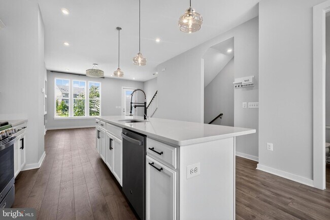 Building Photo - 1743 Autumn Maple Leaf Dr