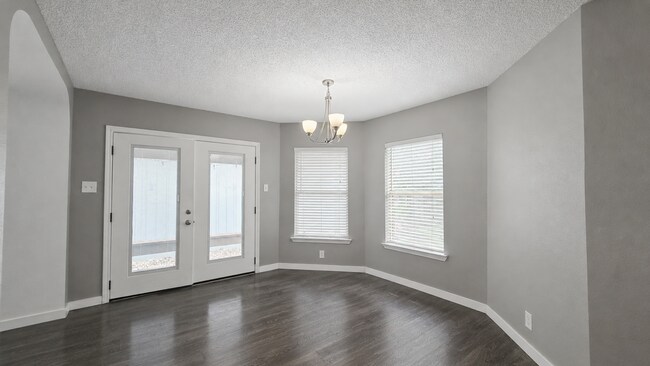 Building Photo - 13354 Greenstone