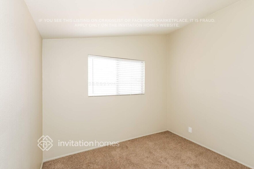 Building Photo - 27210 Marchland Ave