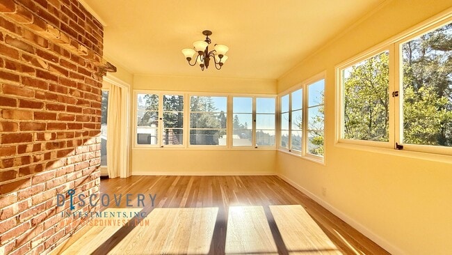 Building Photo - Mid-Century Montclair 3+ Bedroom with Filtered San Francisco Bay Views!