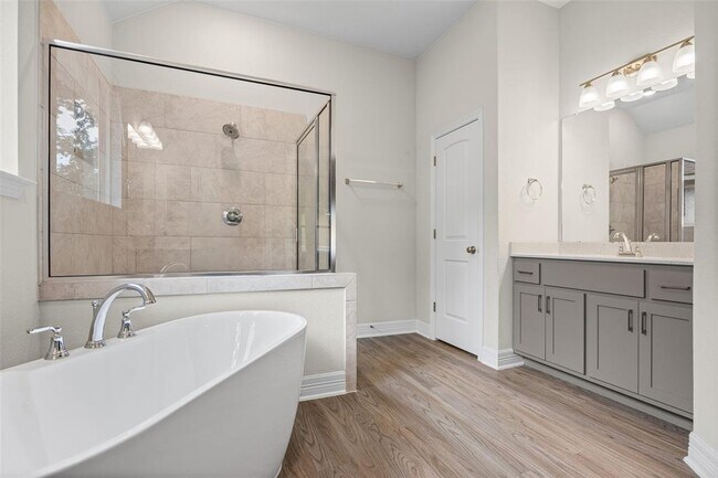 Building Photo - 124 White Steppe Way