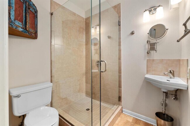 Building Photo - 1502 Murray Ln