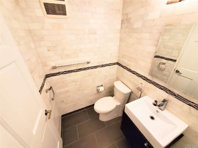 Building Photo - 474 48th Ave-