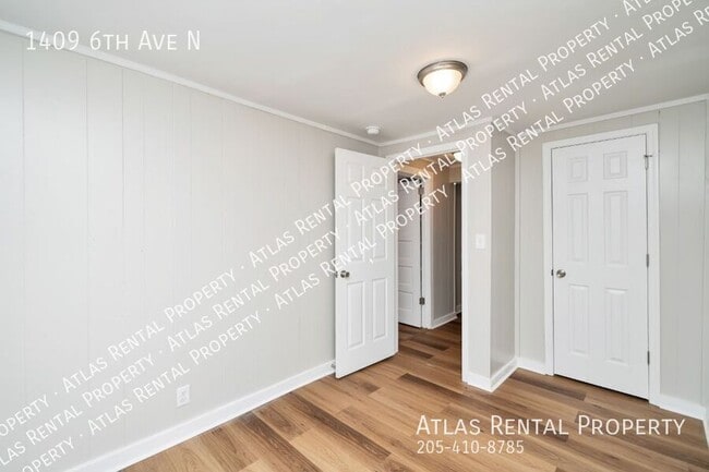 Building Photo - 1409 6th Ave N