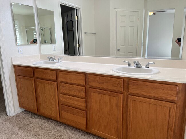 Building Photo - 4501 Waitsfield Cir