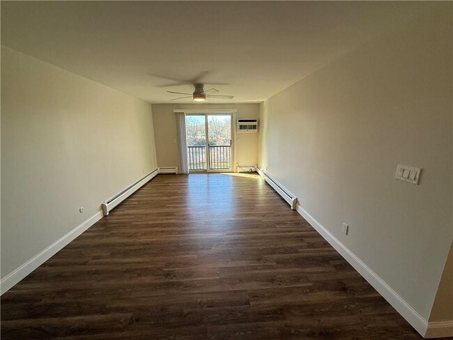 Building Photo - 510 Child St