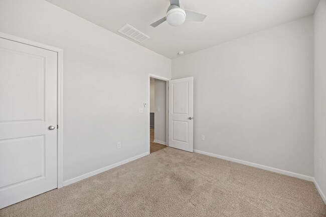 Building Photo - Beautiful, Gorgeous, New Contruction, 5 Bedroom, Garage, Bonus Room, Office, Pet Friendly!