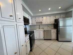 Building Photo - 18041 Biscayne Blvd