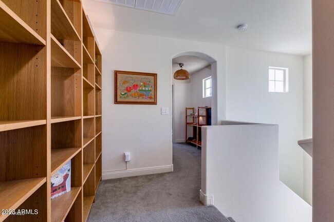 Building Photo - 3095 N Clanton St