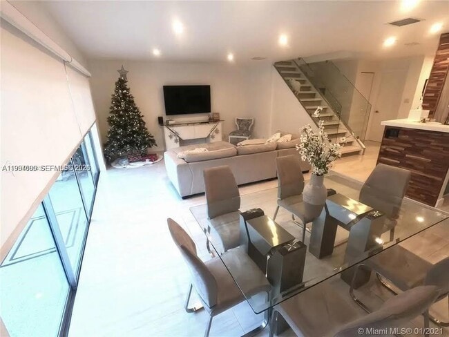 Building Photo - 8243 NW 8th Ct