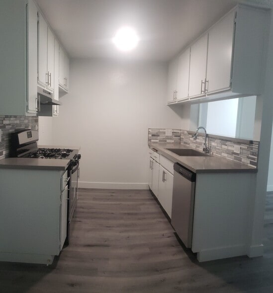 Building Photo - Keswick Manor