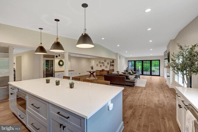 Building Photo - 10904 Belgravia Ct