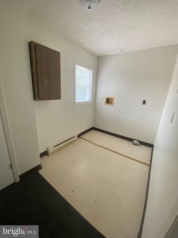 Building Photo - 117 E High St