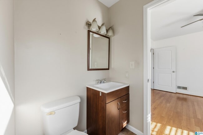 Building Photo - 5956 Crestwood Cir