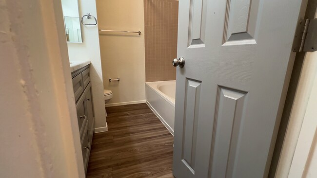 Building Photo - 962 Red Cloud Ct