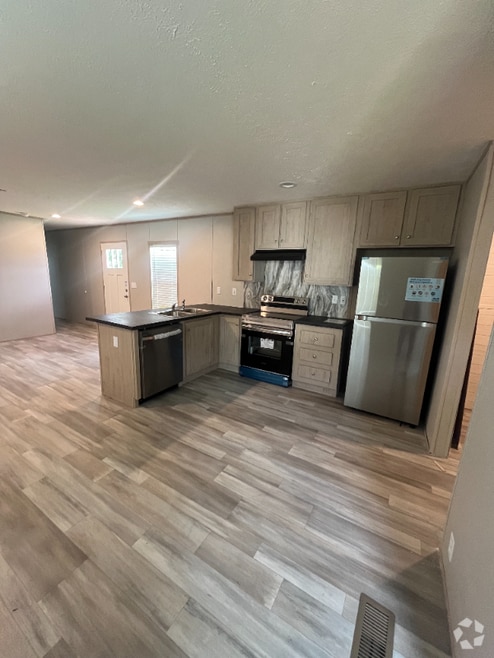Building Photo - 2934 S 300 W