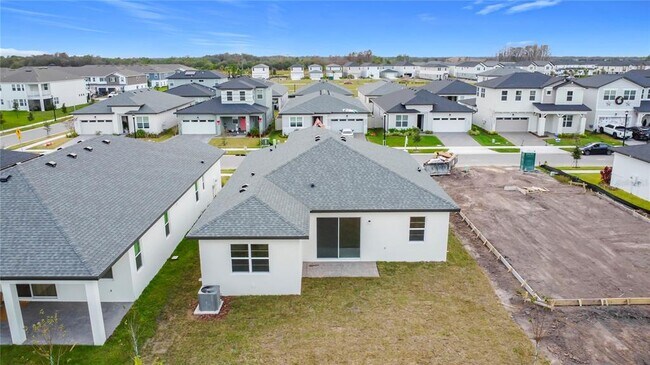 Building Photo - 4959 Shady Pnes Dr