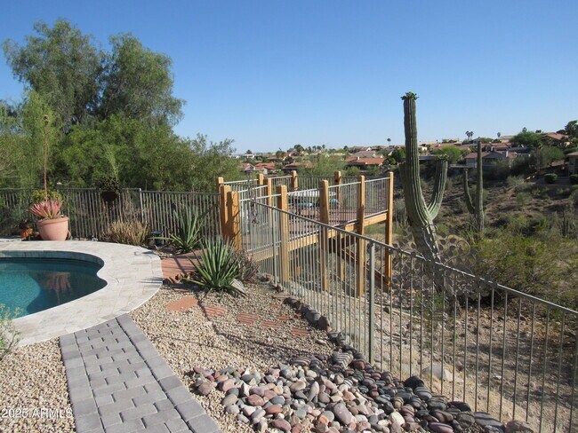Building Photo - 15759 E Echo Hill Dr