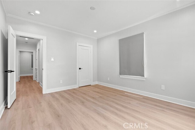 Building Photo - 408 W Dryden St
