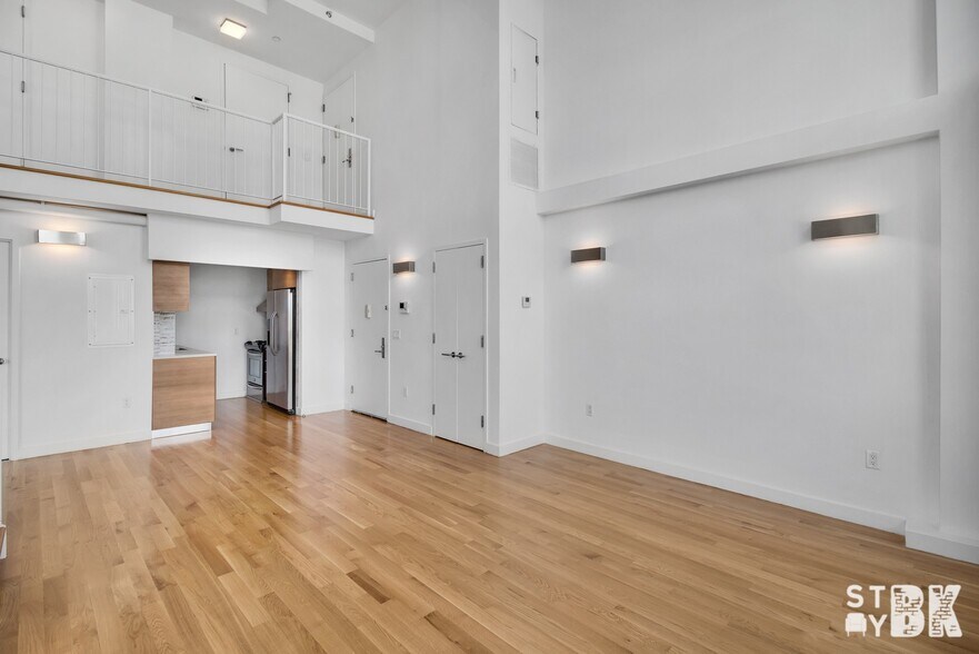 Building Photo - 333 Greene Ave
