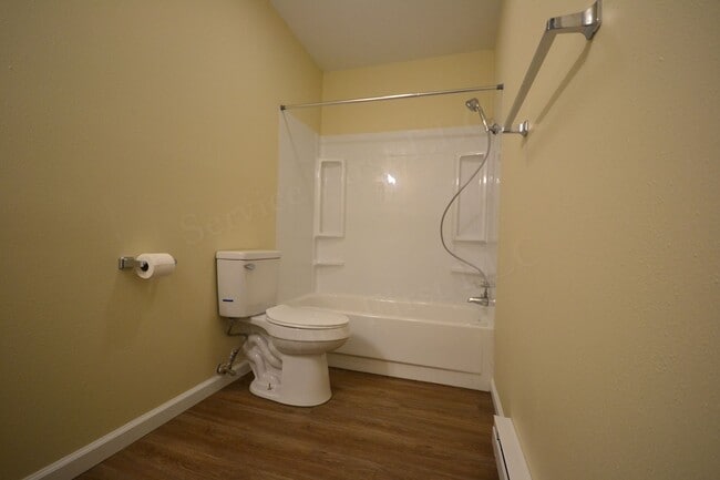 Building Photo - Cross Timbers Apartment